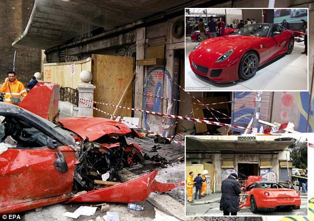 Ferrari 599 GTO Ringsek Lantaran `Valet Parking` Salah Injak Rem 